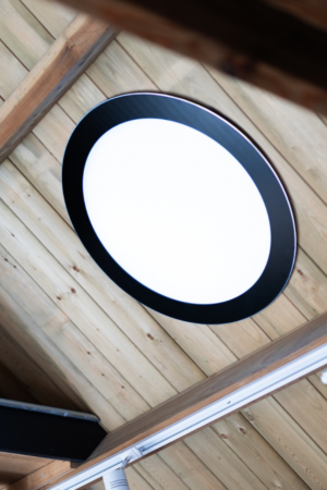 Solatube 53cm binnenzijde rond zwart plafondplaat opbouw Speciale Aanbieding
